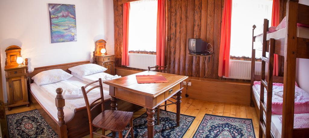 Guest House Gostisce Gacnk V Logu ツェルクノ 部屋 写真