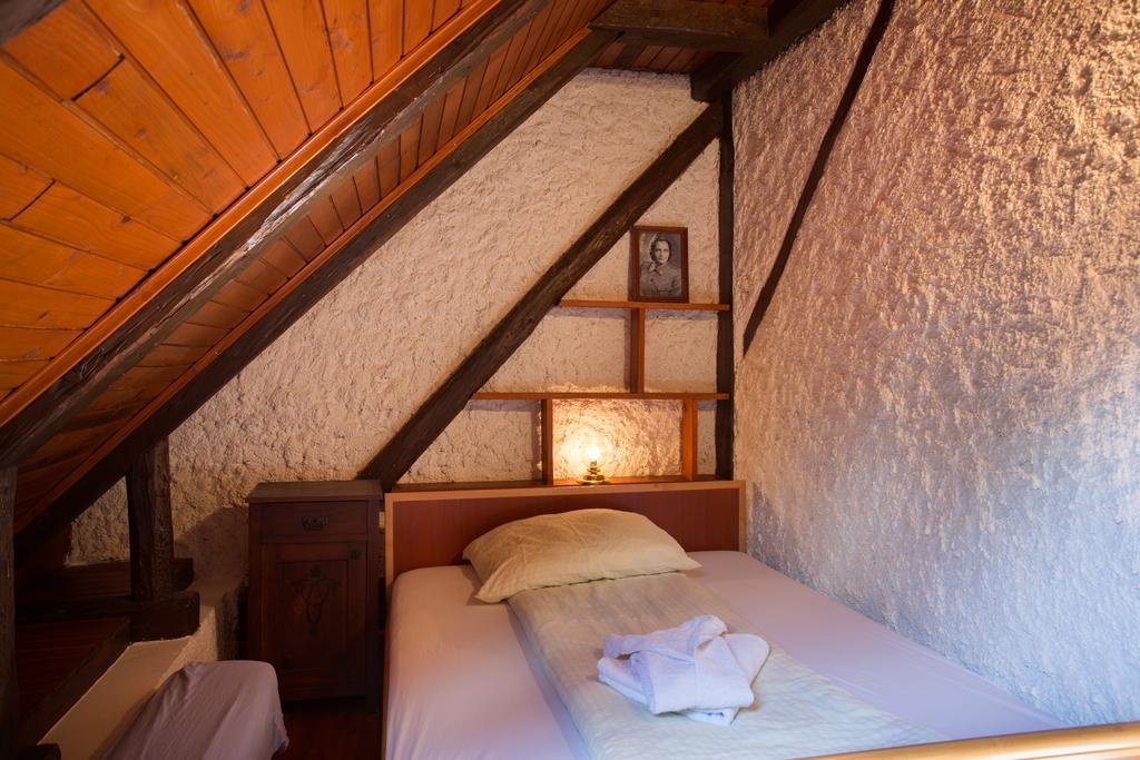 Guest House Gostisce Gacnk V Logu ツェルクノ 部屋 写真